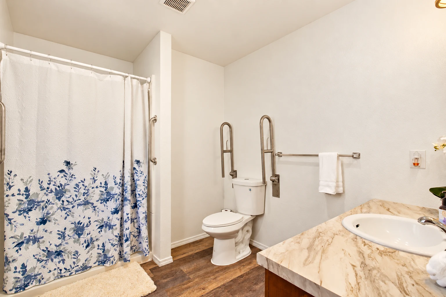 Bathroom with grab bars at Clarkston Care Home